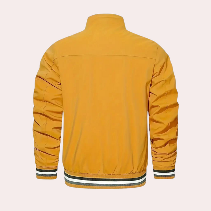Stilfuld Orange Herrejakke Til Et Afslappet Udtryk