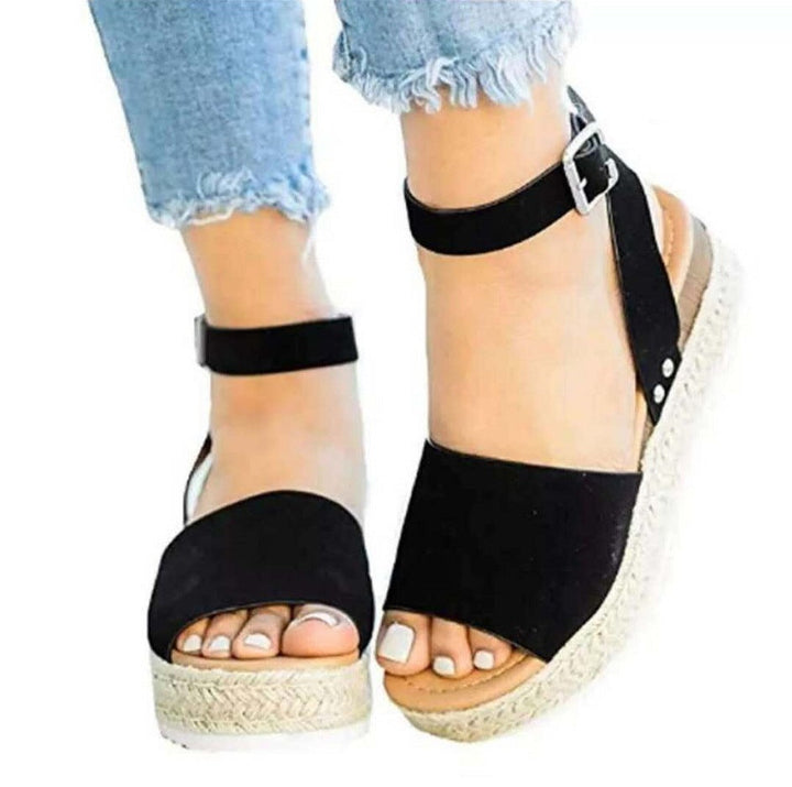 Kvinder Elegante Åbne Sommersandaler med Kilesål og Nitter