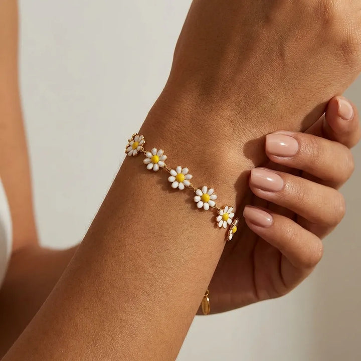 Fiona Hvide Blomster-armbånd