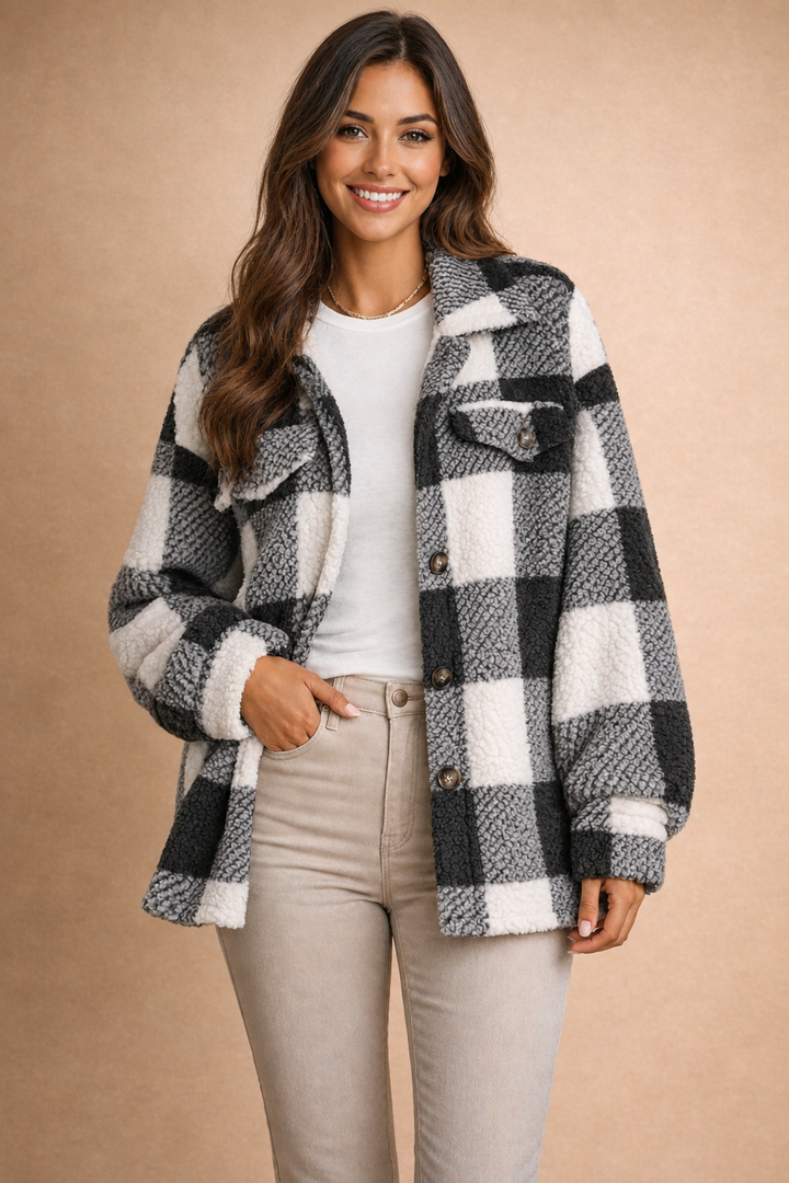 Camille Laurent | Cozy Checked Shacket til dame – opdateret modelbillede