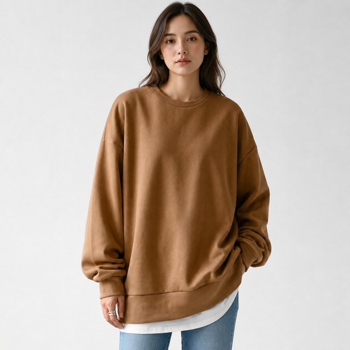 Elena Moretti | Oversized Essential Sweatshirt til dame – opdateret modelbillede