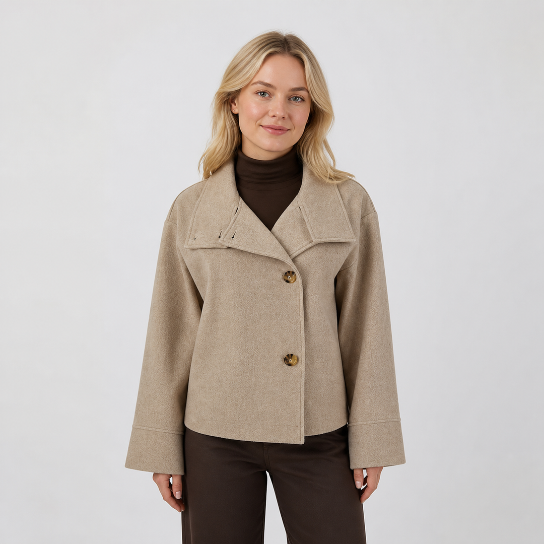 Élise Dubois | elegant Short Wool frakke til dame – opdateret modelbillede