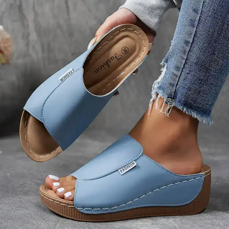 Kvinder Elegante Åbne Sommersandaler med Mærkedetalje
