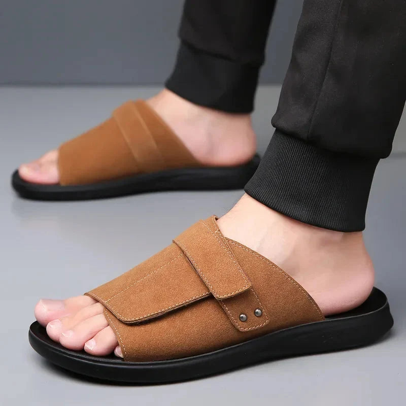 Herre Klassiske Sandaler med Bred Rem og Nitter
