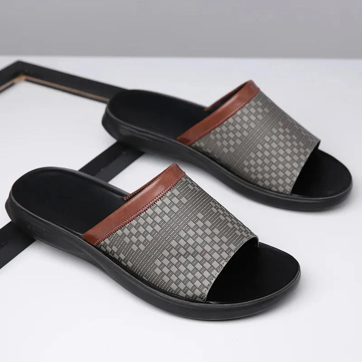 Mænd Elegante Sommersandaler med Kontrastkant og Flad Sål
