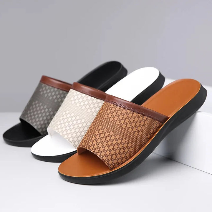 Mænd Elegante Sommersandaler med Kontrastkant og Flad Sål