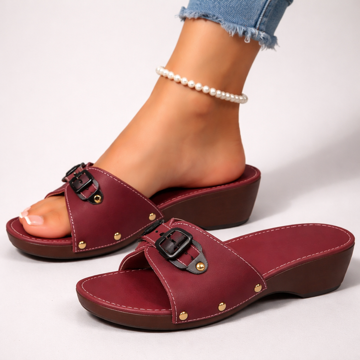 Dame Slip-on Sandaler med Bred Rem og Lav Kilehæl